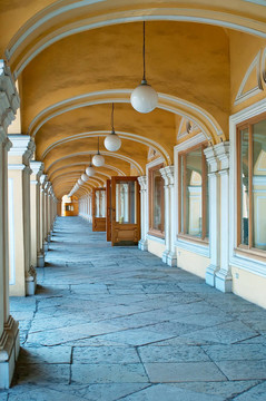 gostiniy DVOR