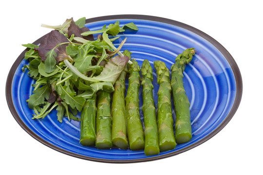 煮蘆筍
