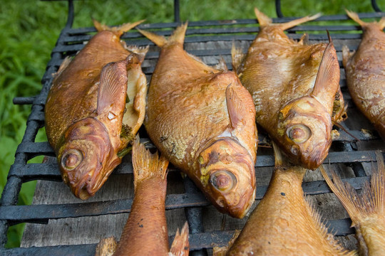 煙熏魚