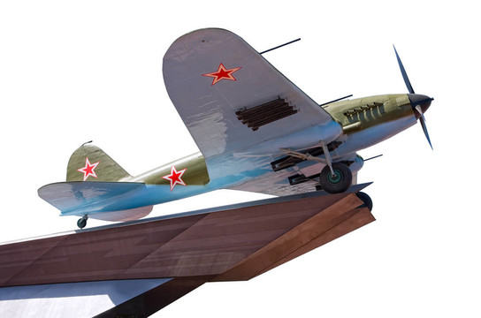 低空飛行的攻擊機(jī)伊爾2 Samara；俄羅斯