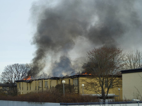 公寓樓著火了