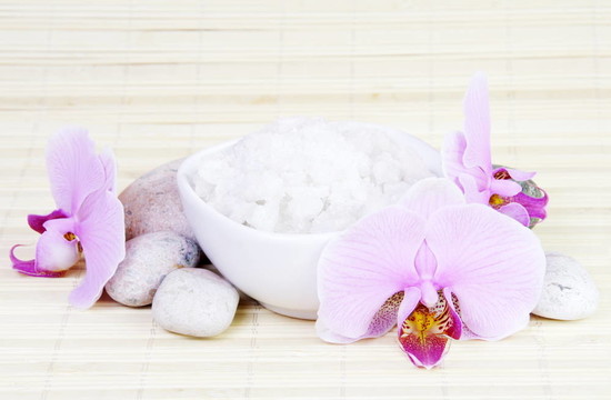 溫泉石；海鹽和蘭花