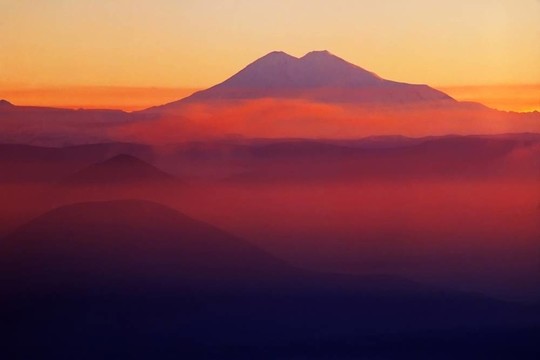 Elbrus。