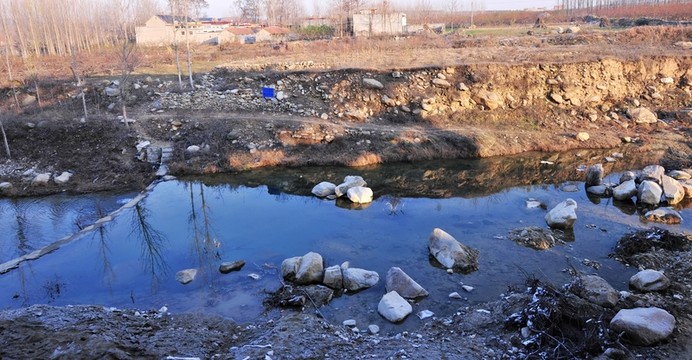 小河