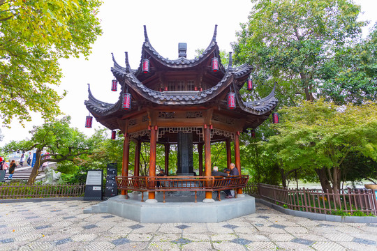 杭州拱宸橋古亭