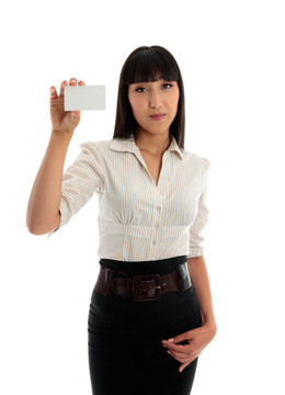 美麗的商業(yè)婦女持有信用社或名片