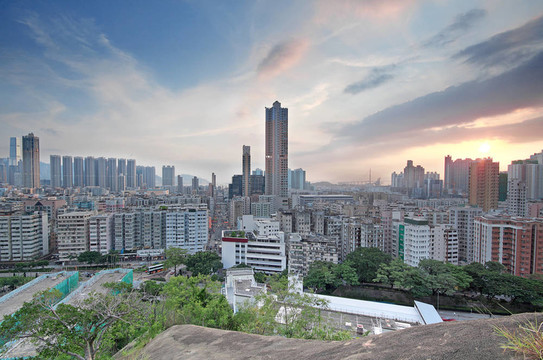 城市的日落