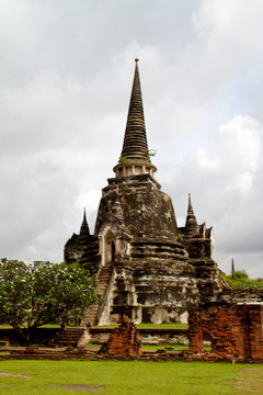 在Wat chaiwattanaram寺塔；Ayutthaya；泰國(guó)