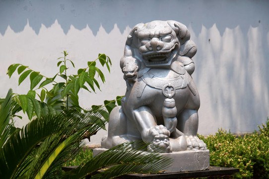 中華寺石獅子