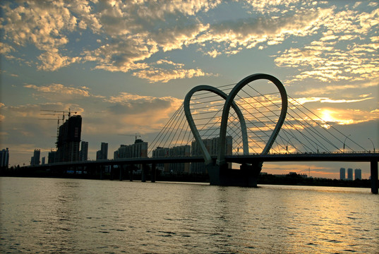 沈水彩虹三好橋