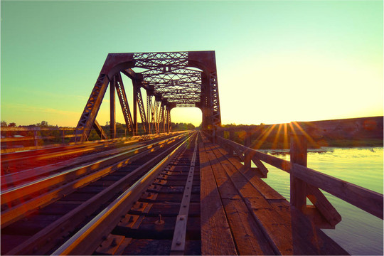 鋼火車棧橋