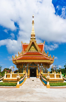 在Ubonratchathani寺門德普房；泰國(guó)