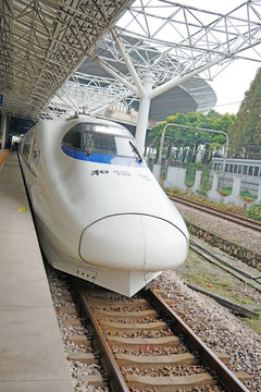 動車火車頭 和諧號 高鐵