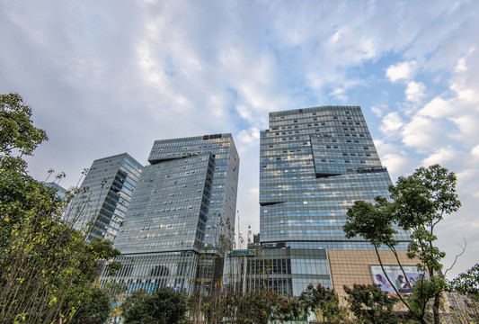 銀泰