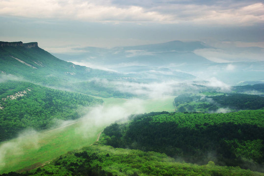 霧山