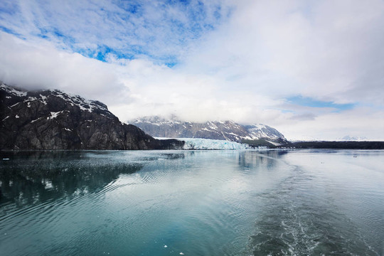 離開Margerie Glacier