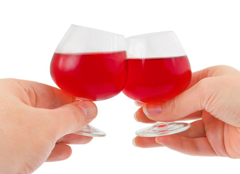 手中的酒杯