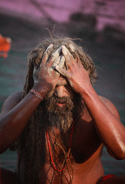在Kumbh Mela Sadhu音樂節(jié)