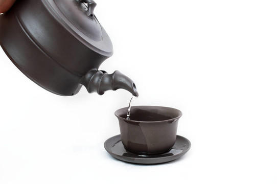 傳統(tǒng)陶瓷茶壺和杯子