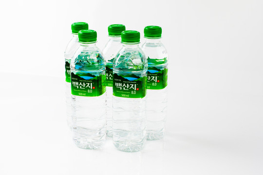 瓶裝水