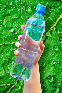 瓶水