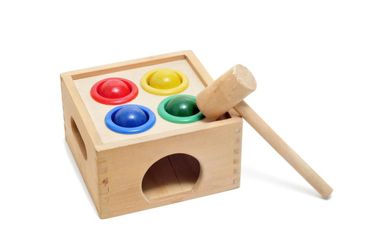 錘子和球玩具