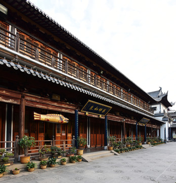上海真如寺的佛殿