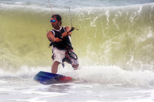 Kitesurfer在行動