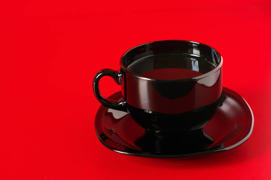 黑咖啡杯
