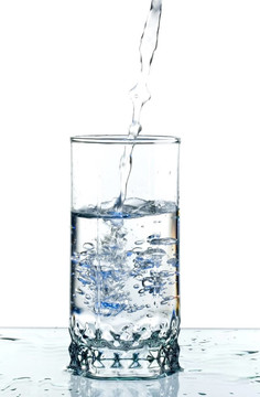 水