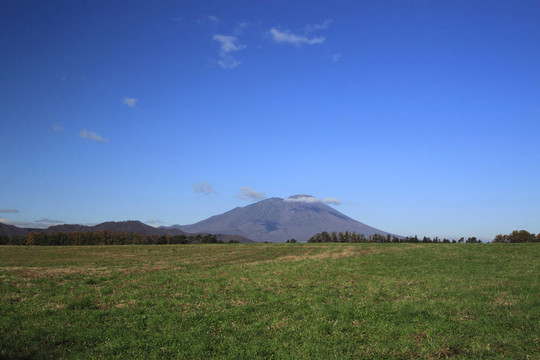 山藍(lán)天