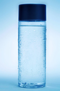 一瓶水