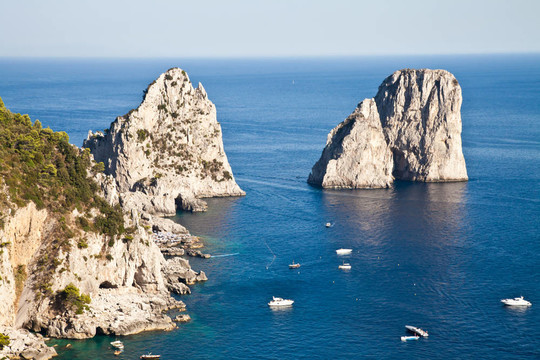 faraglioni di Capri