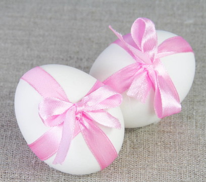 復(fù)活節(jié)白雞蛋與Pink Bows