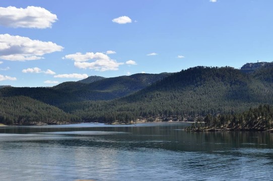 黑山湖