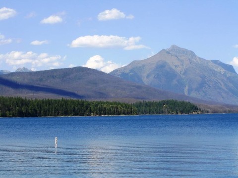 Mountains和水