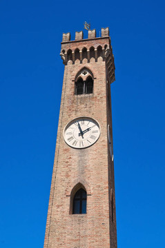 Belltower。Santarcangelo涅。Emilia Romagna。意大利.
