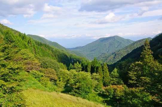 在Nagano Achi村；日本