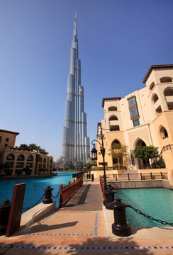 Burj Khalifa。