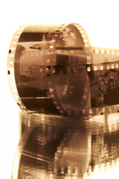 老黑白感光膠片。一個負35mm…