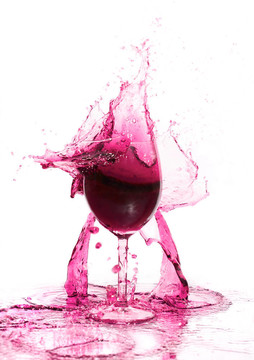 glasswine。破碎。
