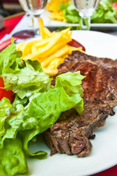 多汁牛排牛肉
