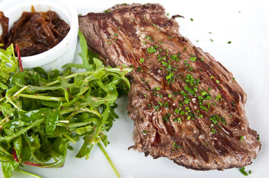 多汁牛排牛肉