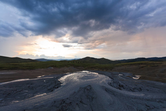 Buzau泥火山；羅馬尼亞