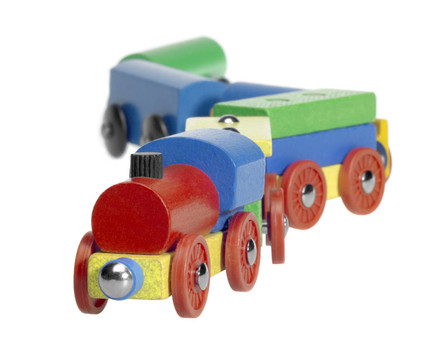彩色木制玩具火車