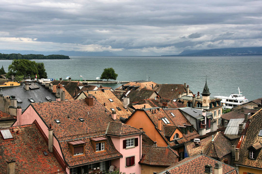 Nyon；瑞士