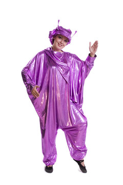 穿著外星人服裝的女人