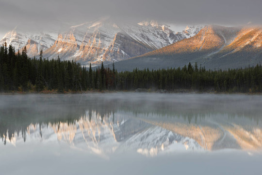 Herbert Lake；加拿大