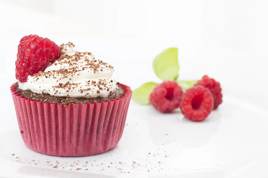 巧克力和Raspberry Cupcake