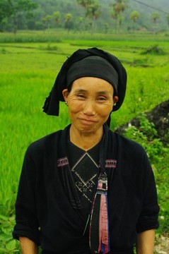 La Thi女民族